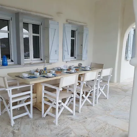 Vila Tinos Tanaos Kardhianí